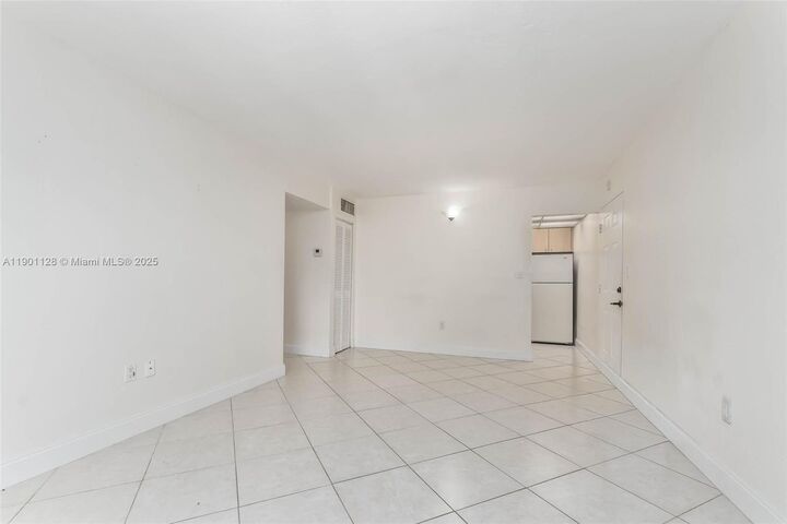Property Photo:  8605 SW 68th Ct 22  FL 33156