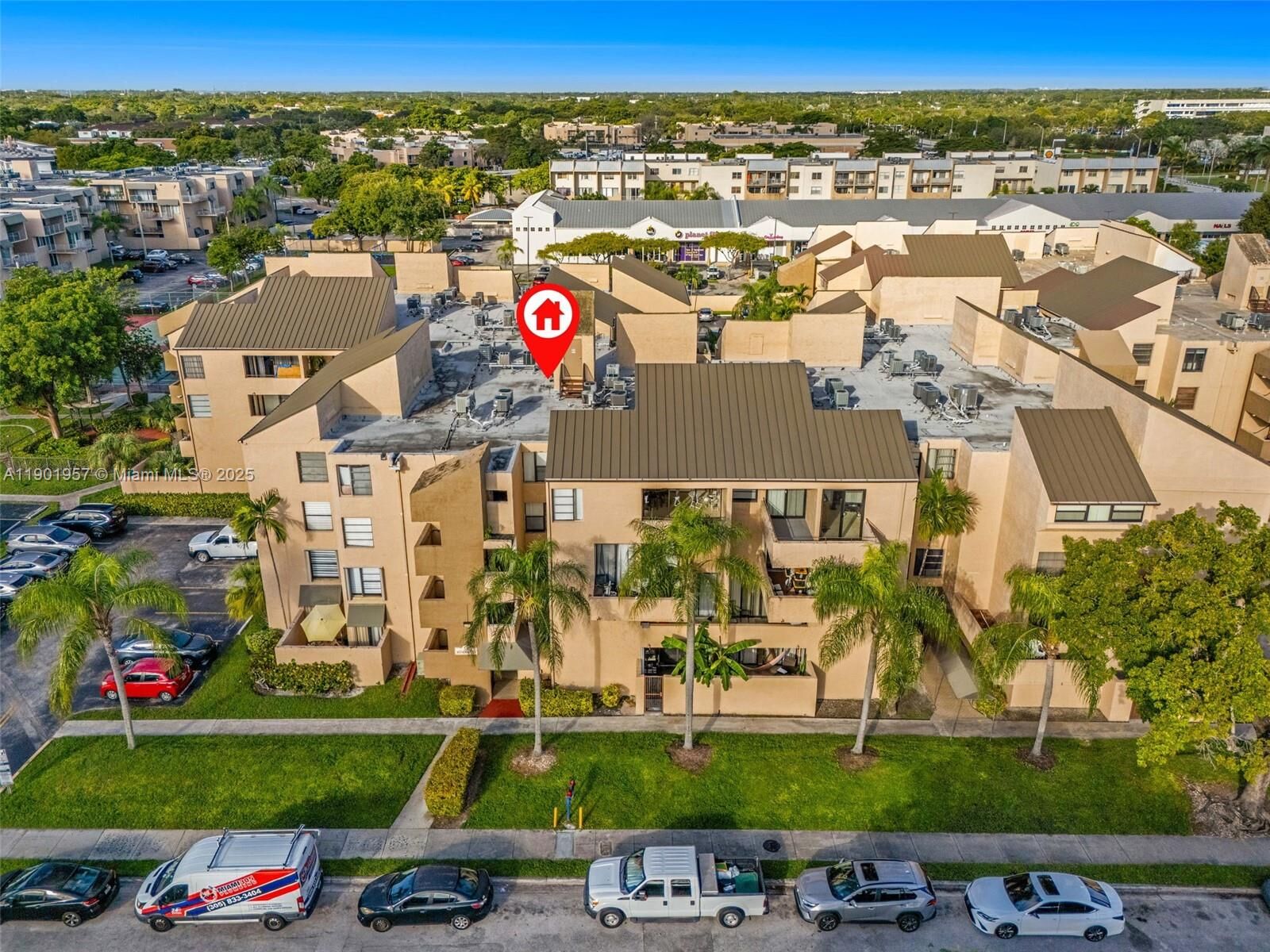 Property Photo: 10500 SW 108th Ave B210 FL 33176