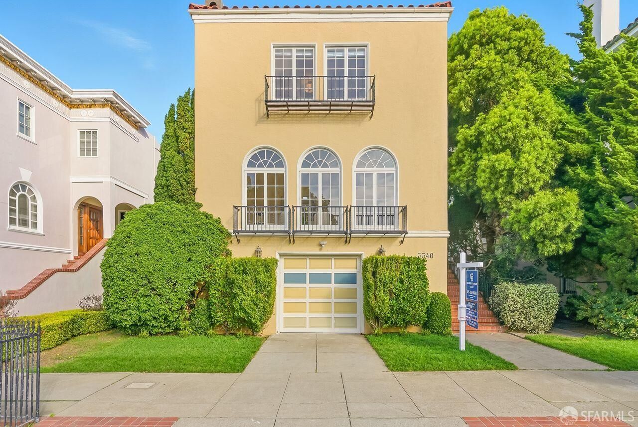Property Photo: 3340 Baker Street CA 94123