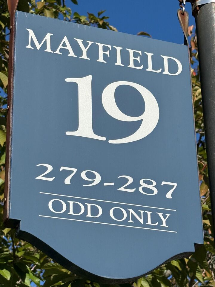 Property Photo:  283 Mayfield Drive 283  CT 06611