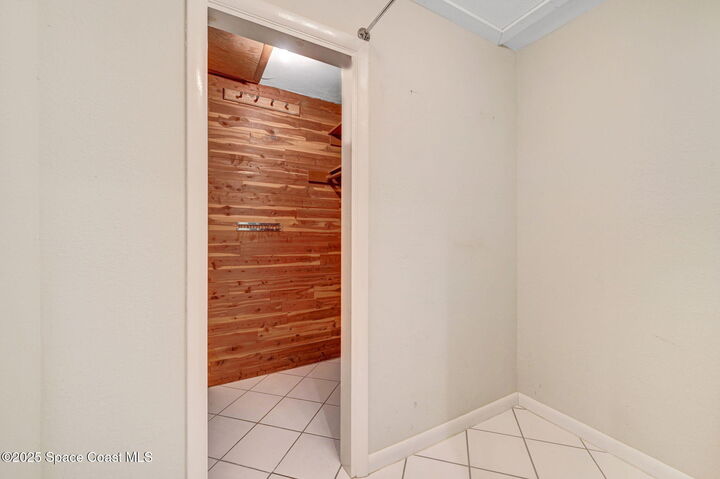Property Photo:  105 Cat Cay Lane  FL 32937