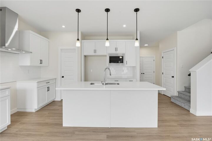 Property Photo:  106 Katz Avenue  SK S7V 1S9