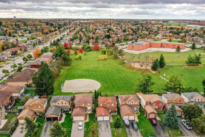 Property Photo:  12 Burke Drive  ON L4N 7J3