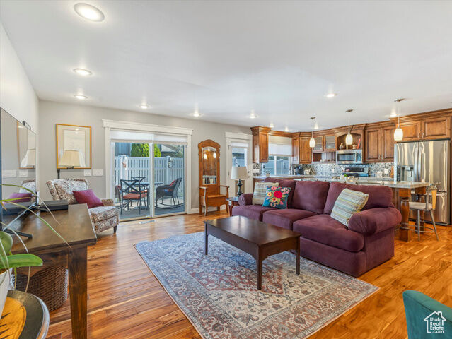 Property Photo:  1528 E 5730 S  UT 84121 