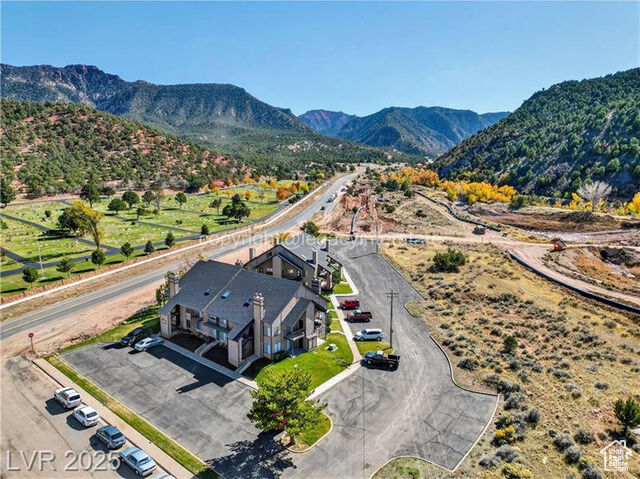 Property Photo: 390 E 300 S 3A UT 84761