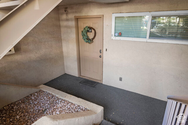 Property Photo: 7327 S Springcrest Ct E 10 UT 84047