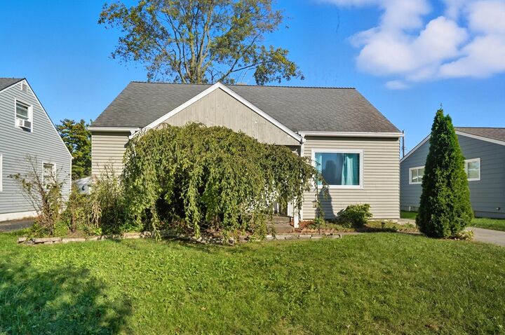 Property Photo: 4284 Beechgrove Drive OH 43123