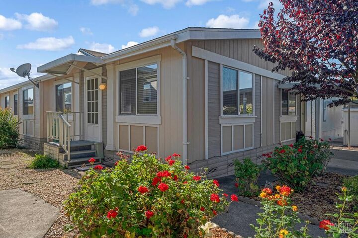 Property Photo: 1166 Healey Court CA 95401