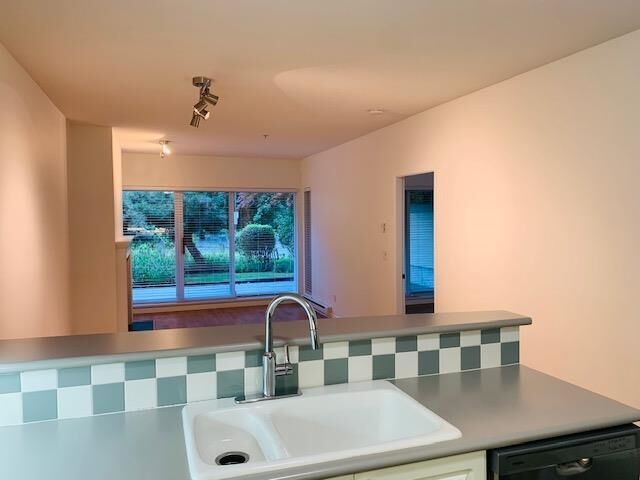 Property Photo:  1120 Tsatsu Shores Drive #123  BC V4M 4G3 