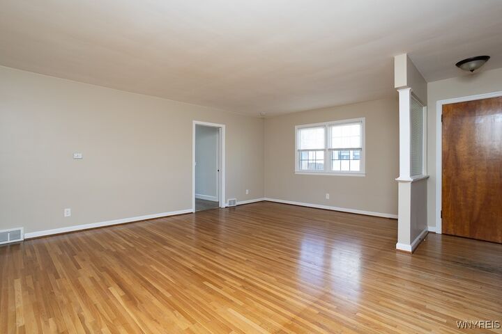 Property Photo:  2470 Eggert Road  NY 14150
