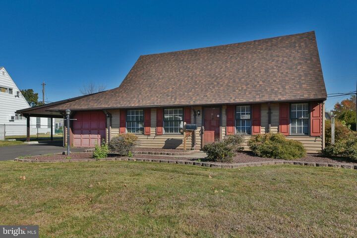 14 Cleft Rock Road  Levittown PA 19057 photo