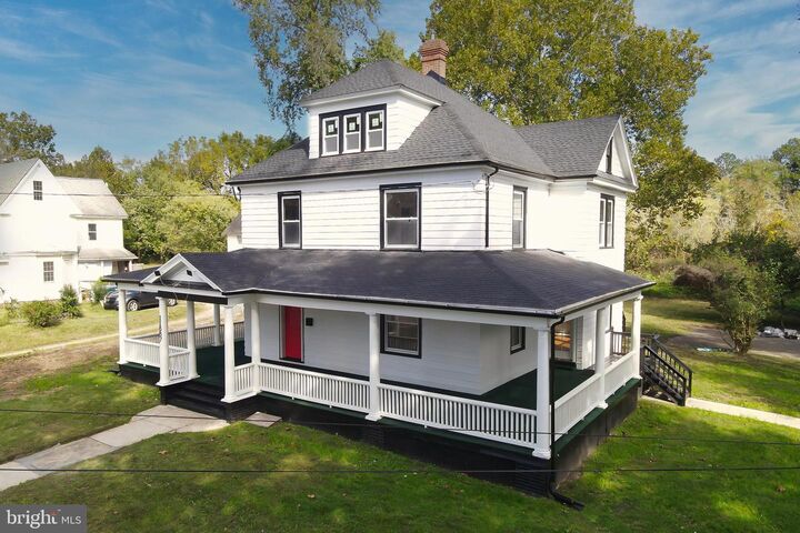 Property Photo:  11887 Somerset Avenue  MD 21853