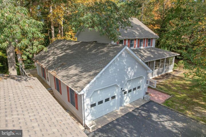 Property Photo:  17 S Shore Drive  DE 19960