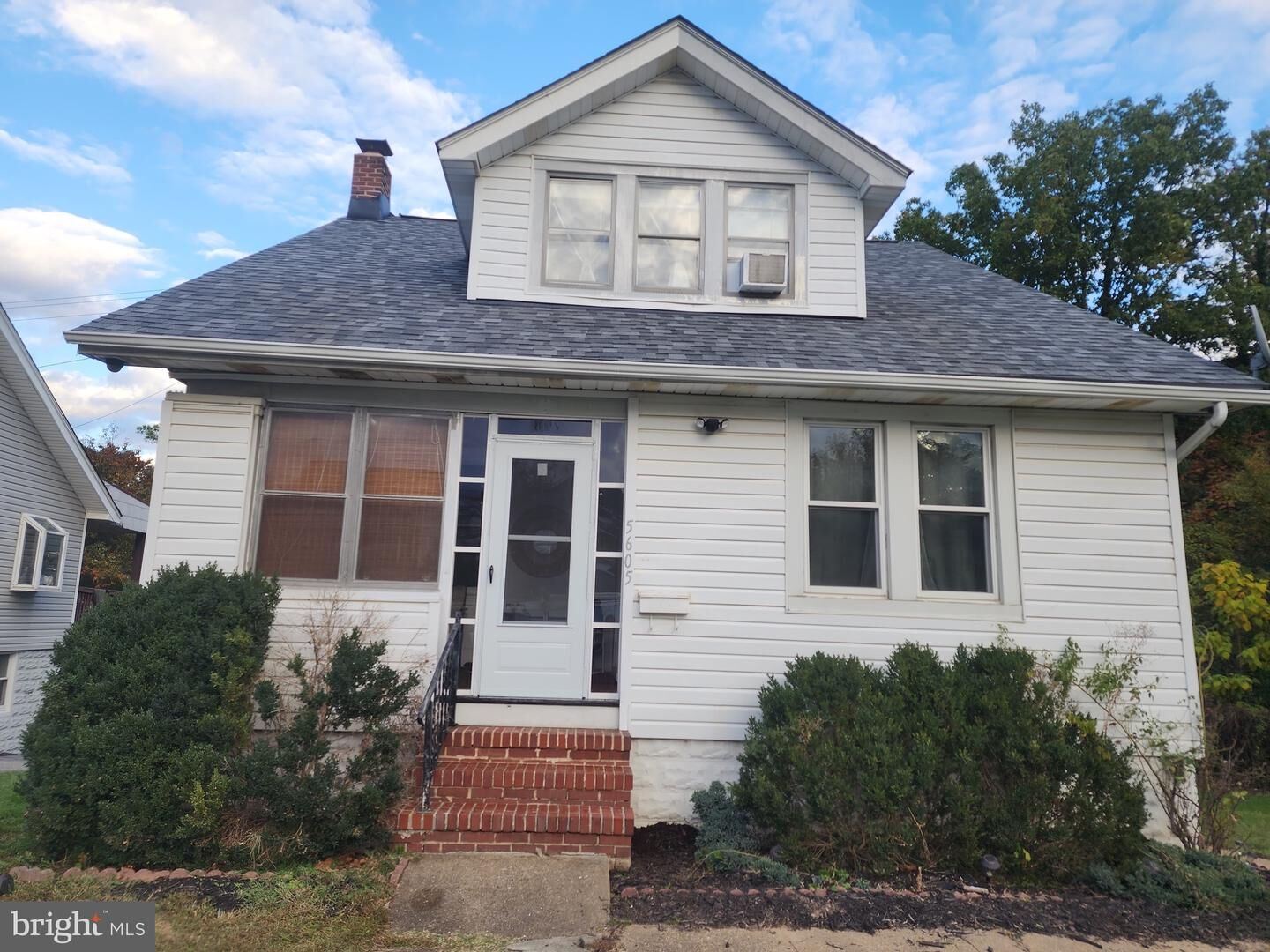 Property Photo:  5605 Oregon Ave  MD 21227