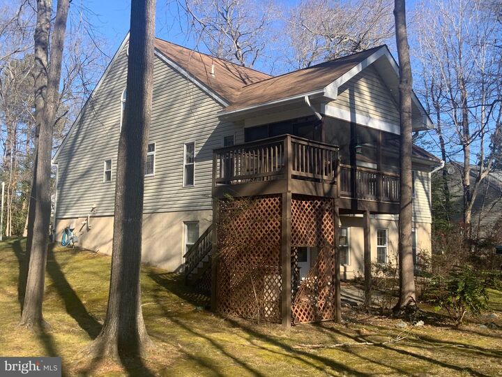 Property Photo:  44087 Granite Way  MD 20619 