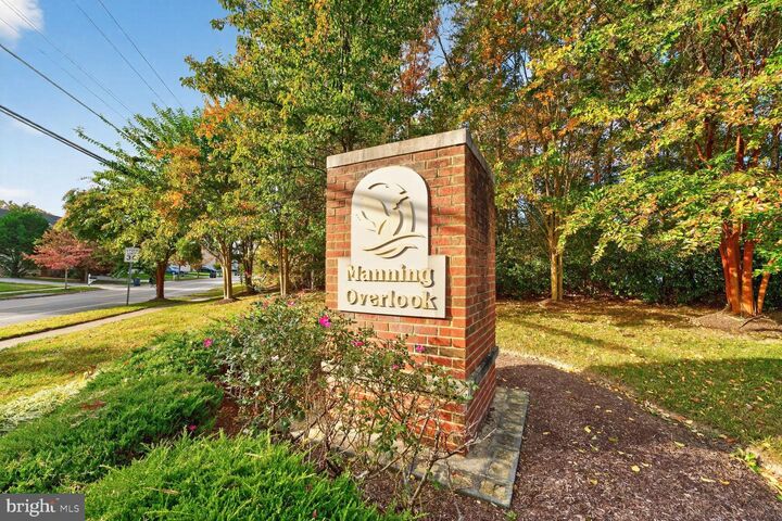 Property Photo:  711 Yarrow Court  MD 20607 