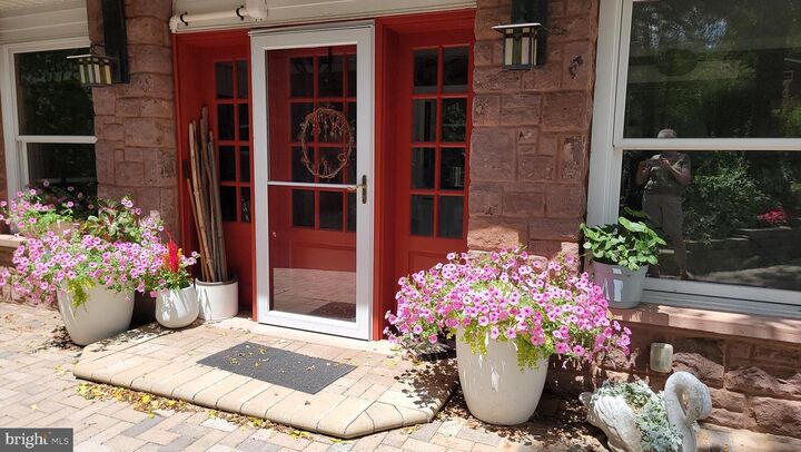 Property Photo:  6691 Harmony Grove Road  PA 17315