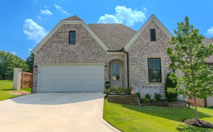 Property Photo: 101 Mergeron Court AR 72212