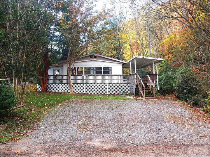 Property Photo:  9 Smokey Cove Road  NC 28716 