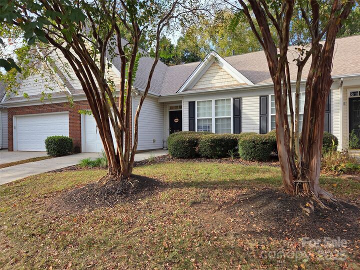 Property Photo:  4412 Glenlea Commons Drive  NC 28216