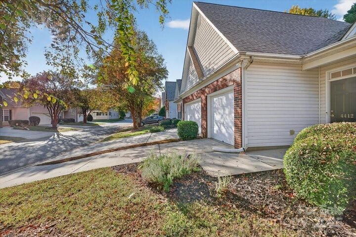 Property Photo:  4412 Glenlea Commons Drive  NC 28216 