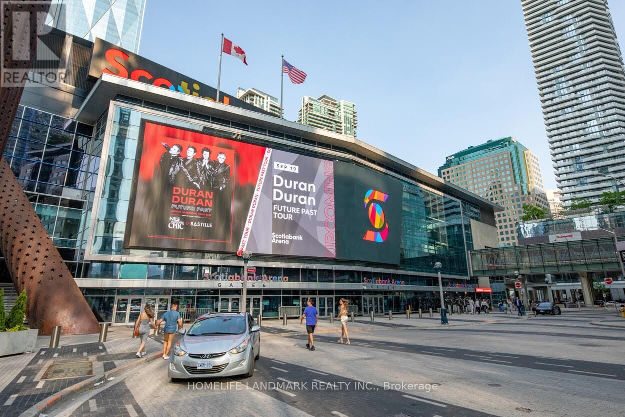 Property Photo: 55 North Bremner Boulevard 4003 ON M5J 0A6