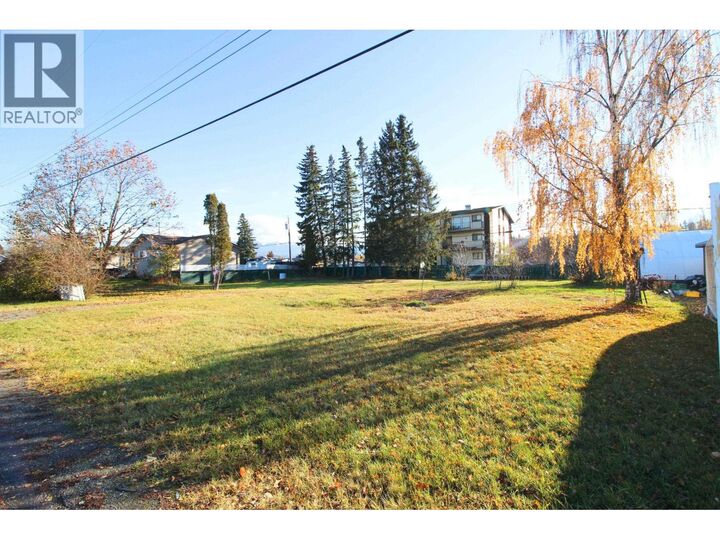 Property Photo:  3390 13th Street  BC V0J 1Z0 