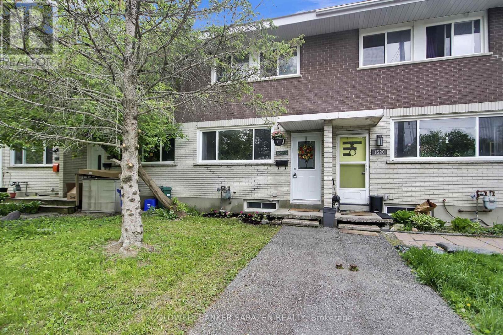 Property Photo:  1518A Lepage Avenue  ON K1Z 8C9