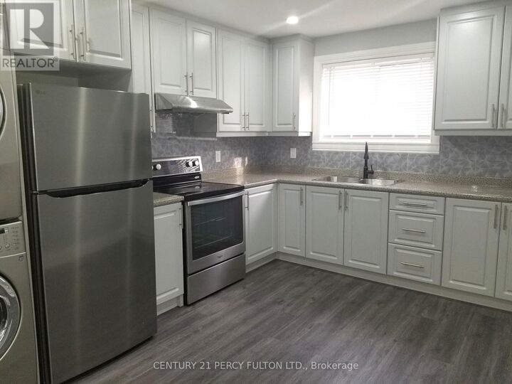 1033 Centre Street North  Whitby (Williamsburg) ON L1N 4V4 photo