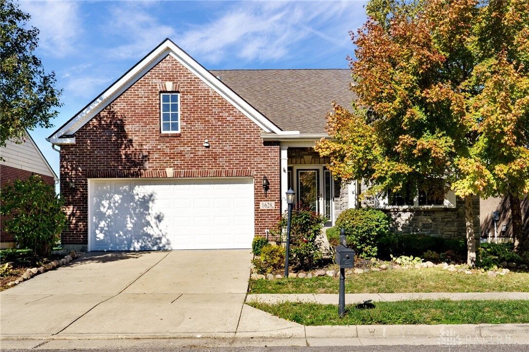 Property Photo:  1628 N Wood Creek Drive  OH 45458