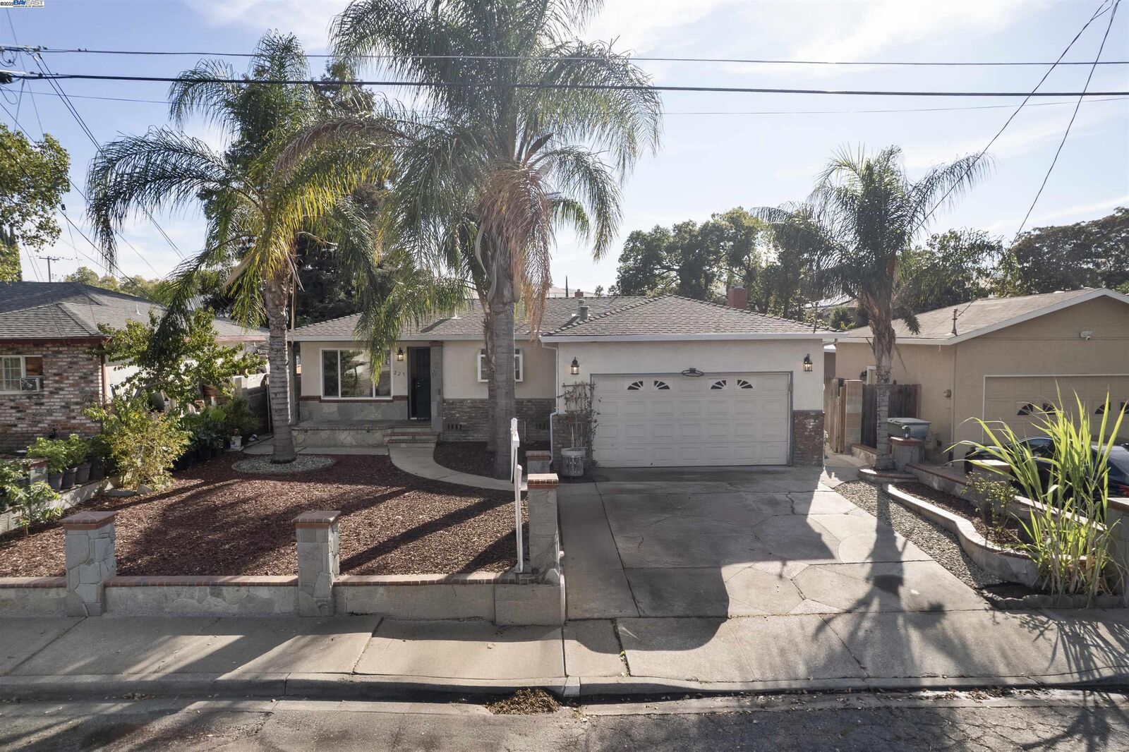 Property Photo: 225 Royce Way CA 94565