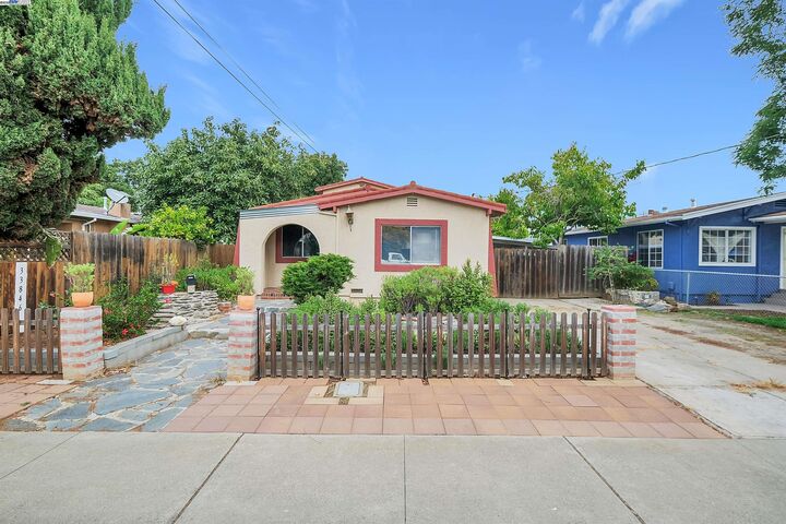 33846 14th St  Union City CA 94587 photo