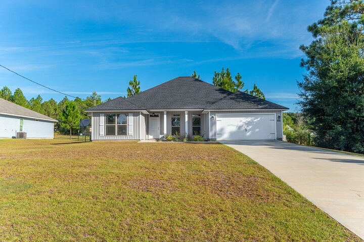 Property Photo:  10152 American Farms Road  FL 32583