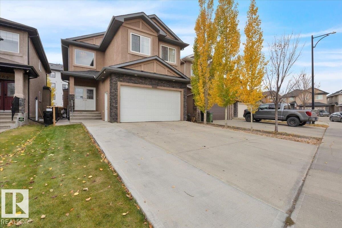 Property Photo:  711 Albany Place NW  AB T6V 0H9