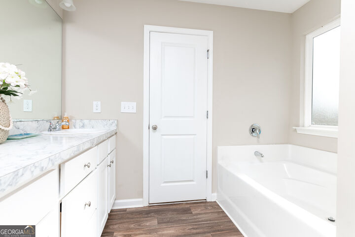 Property Photo:  201 Creekside Manor Drive  GA 30286