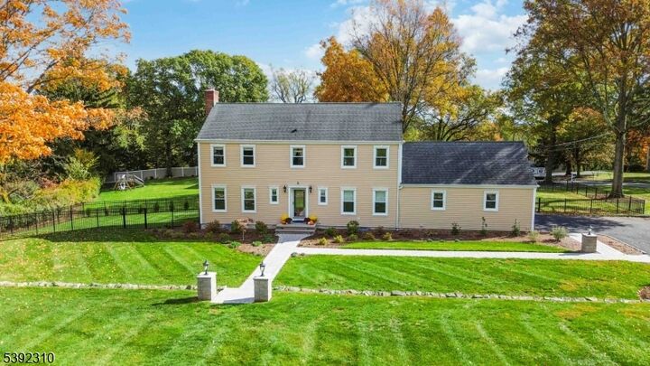 6 Raleigh Ct  Morris Twp. NJ 07960 photo