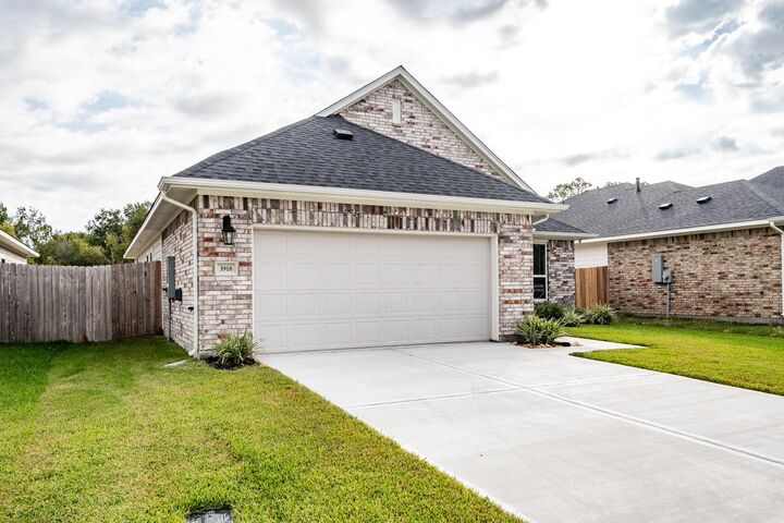 Property Photo:  3918 Sugardale Street  TX 77521 