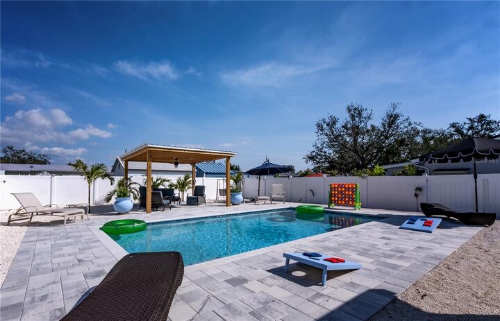 Property Photo:  4415 60th Street Court W  FL 34210
