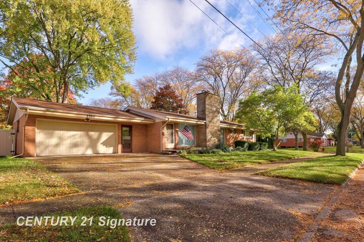 Property Photo:  2160 Heather Lane  MI 48602