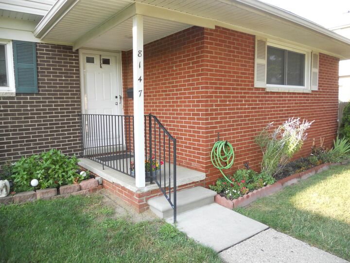 Property Photo:  8147 Busko Street  MI 48093