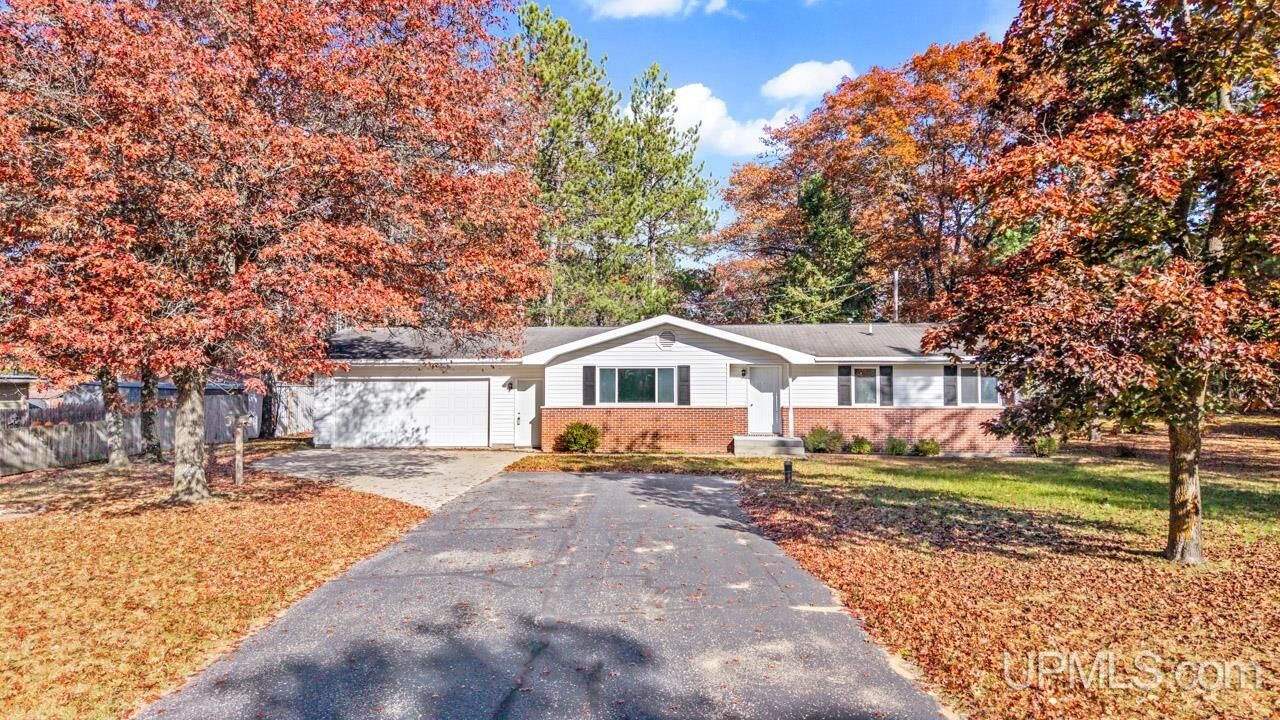 Property Photo:  8332 25th Lane  MI 49878