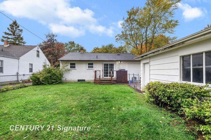 Property Photo:  1830 Zauel Street  MI 48602