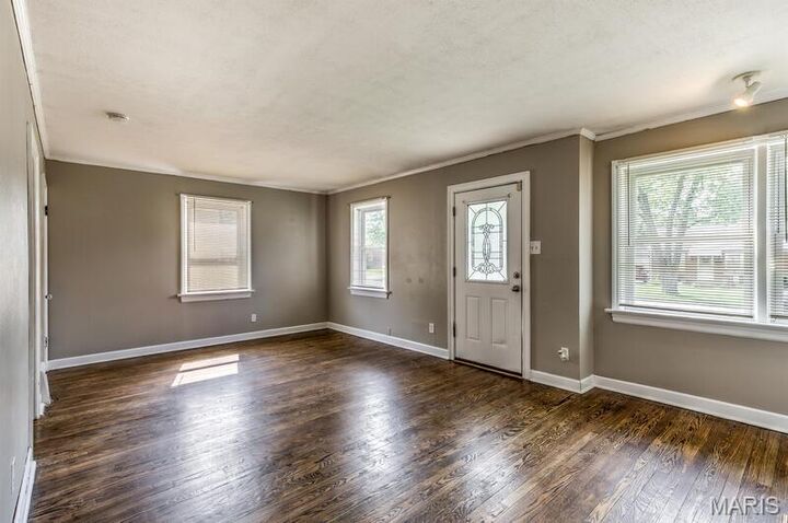 Property Photo:  4 Duchesne Drive  MO 63031