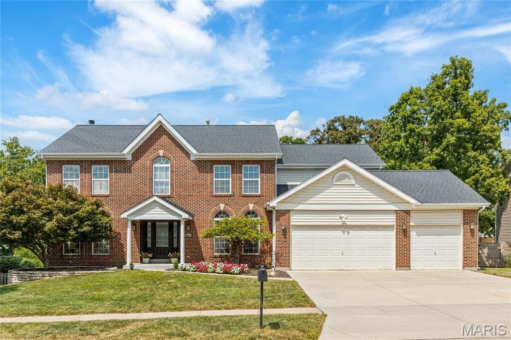 Property Photo: 16307 Autumn View Terrace Drive MO 63011