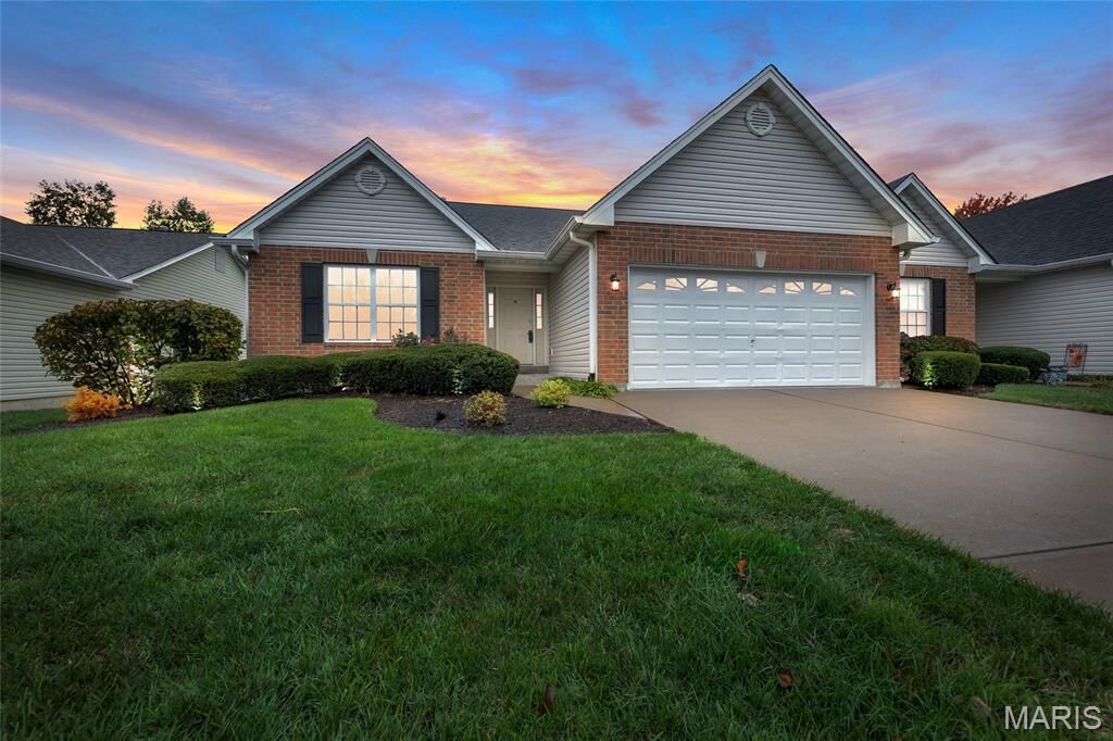 Property Photo: 40 Piepers Glen Court 37A MO 63366