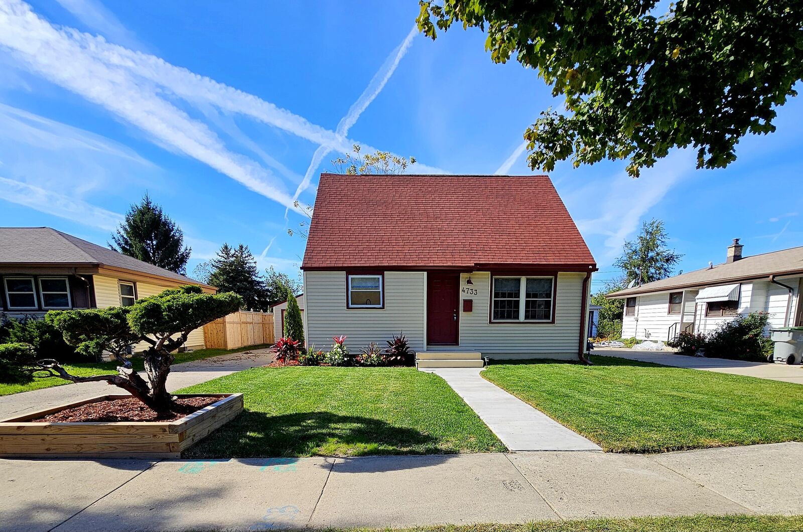 Property Photo:  4733 S 22nd St  WI 53221