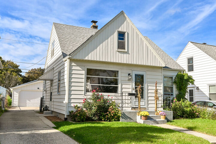 Property Photo: 209 N 70th St WI 53213