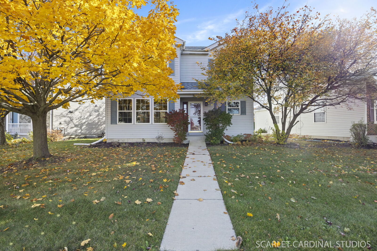 Property Photo:  34 Waterbury Circle  IL 60543 