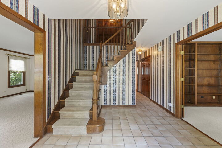 Property Photo:  213 Winding Creek Drive  IL 60565