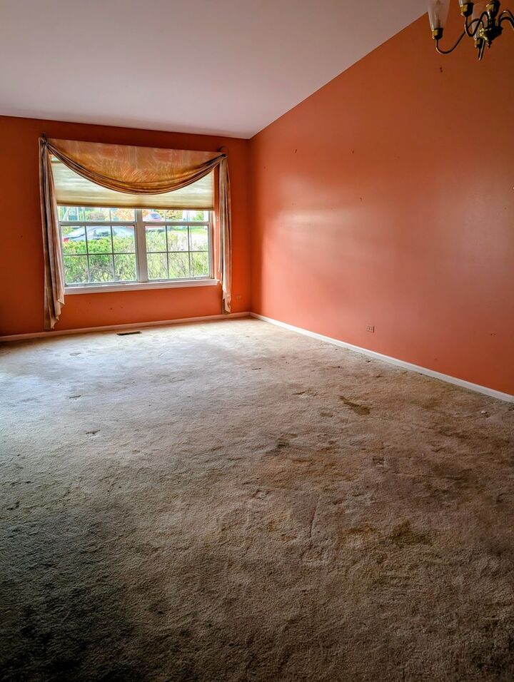 Property Photo:  201 Bingham Circle  IL 60060